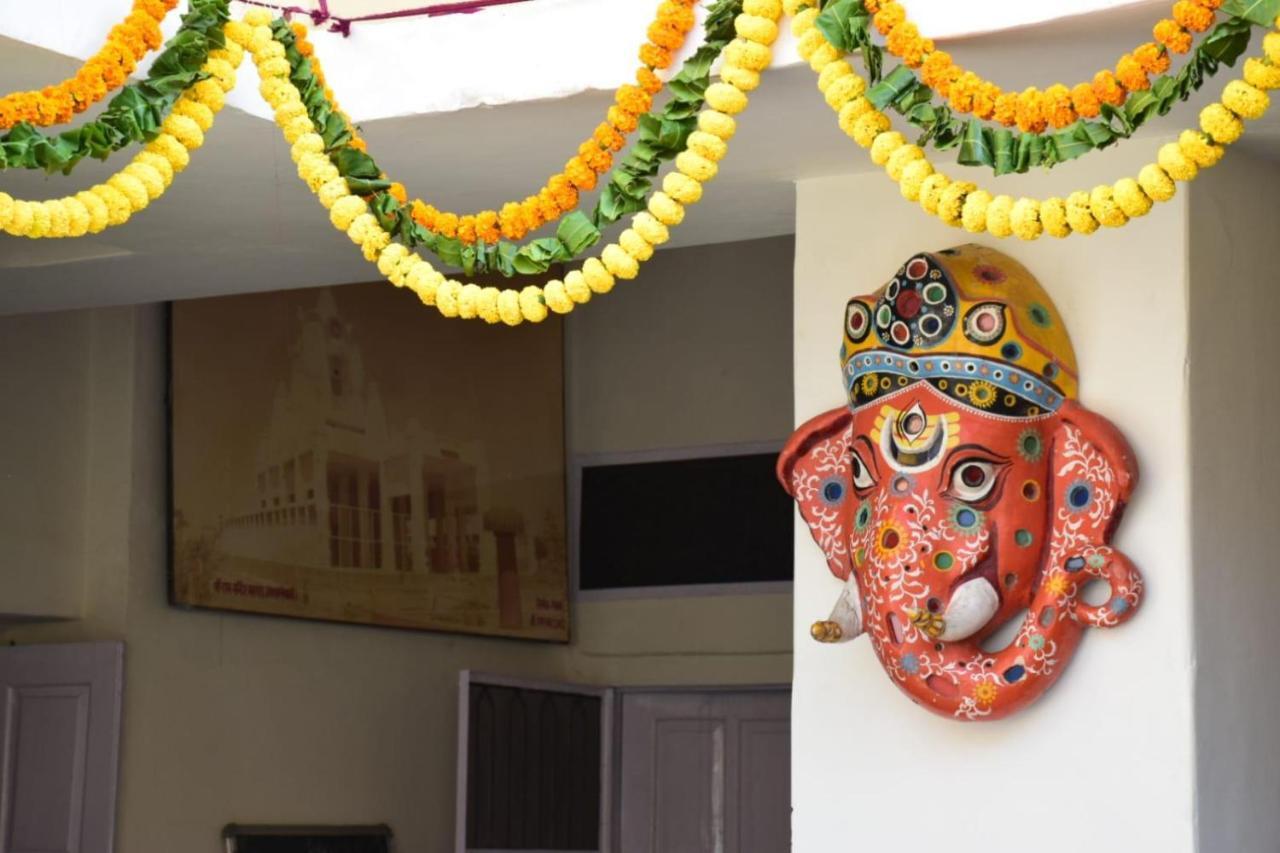 Chopal Hostel Jaipur Exteriör bild