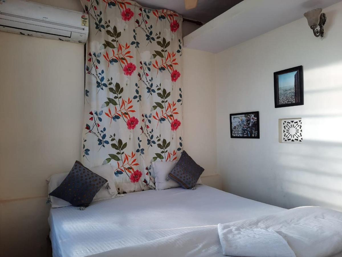 Chopal Hostel Jaipur Exteriör bild